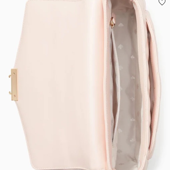 Kate Spade Carey Medium Flap Shoulder Bag
Conch Pink
NWT - Picture 4 of 5